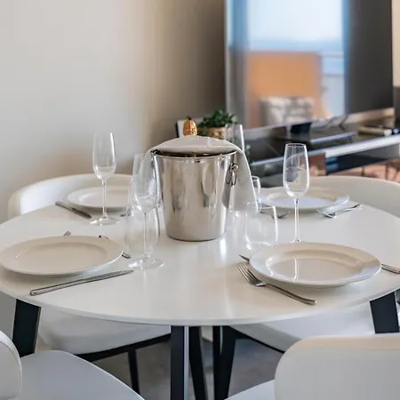 Baie Roquebrune, Balcon Vue Mer, Parking Gratuit - Ao Apartamento Rocabruna