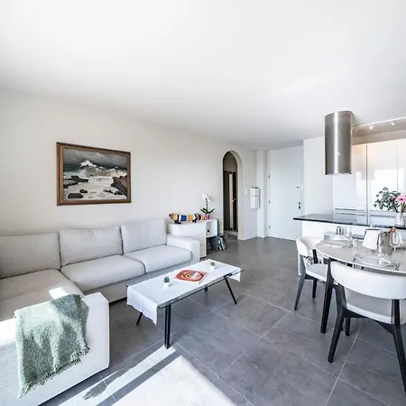 Baie Roquebrune, Balcon Vue Mer, Parking Gratuit - Ao Apartment